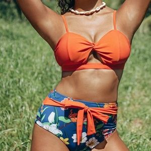 NWT Orange Floral Bikini - Size M/L